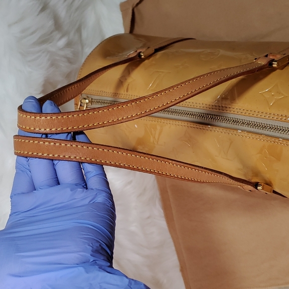 Authentic Louis Vuitton Papillon Vernis - Picture 15 of 16